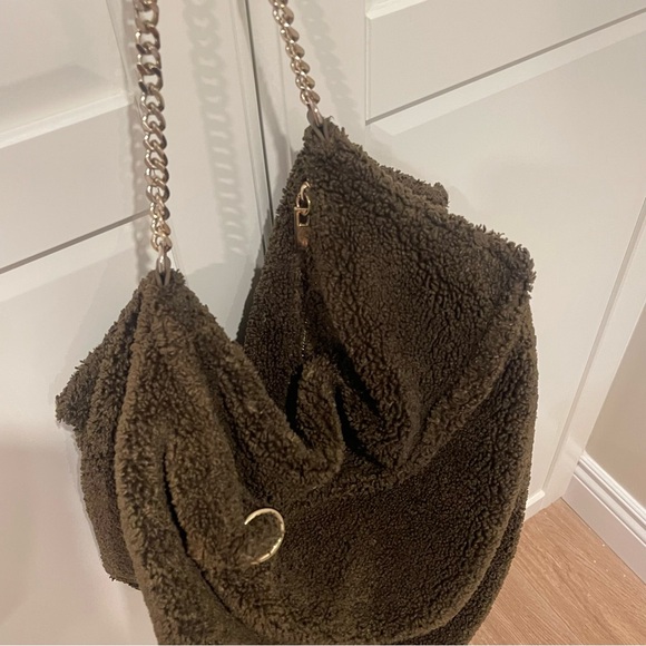 Zara Brown Sherpa Bucket/Tote Bag - Picture 5 of 8